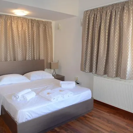 Anthorina 12 Πρωταράς