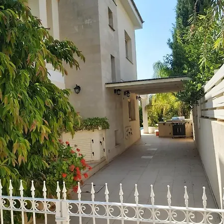 Villa Anthorina 12 *
